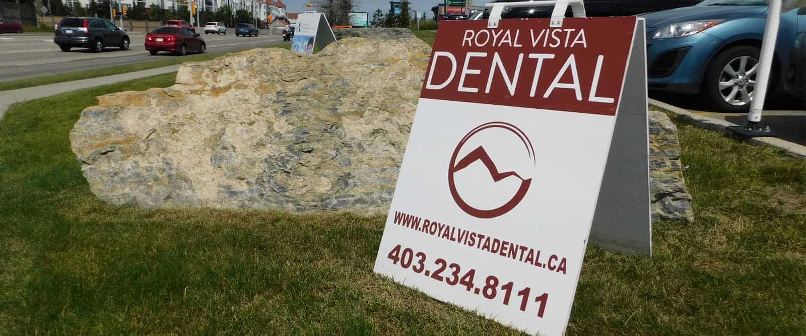 signboard of royal vista dental